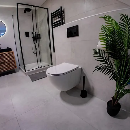 Mirra Hotel 4*
